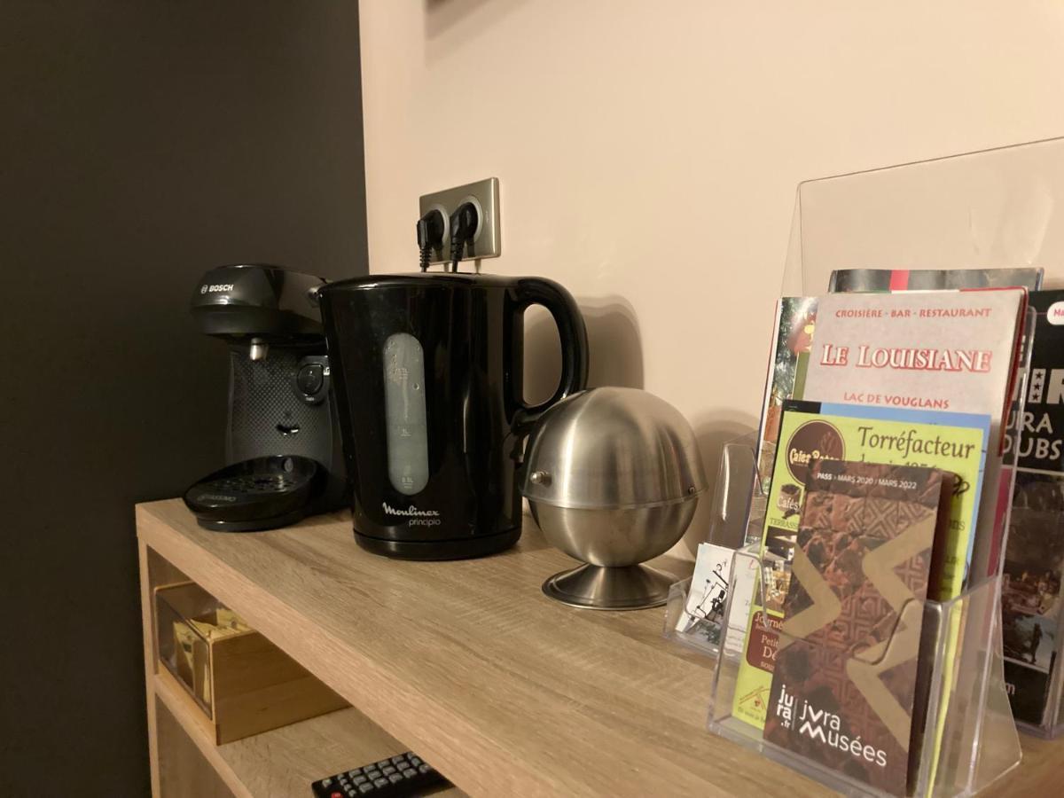 Suite Standing Au Coeur Du Jura Courbouzon  外观 照片